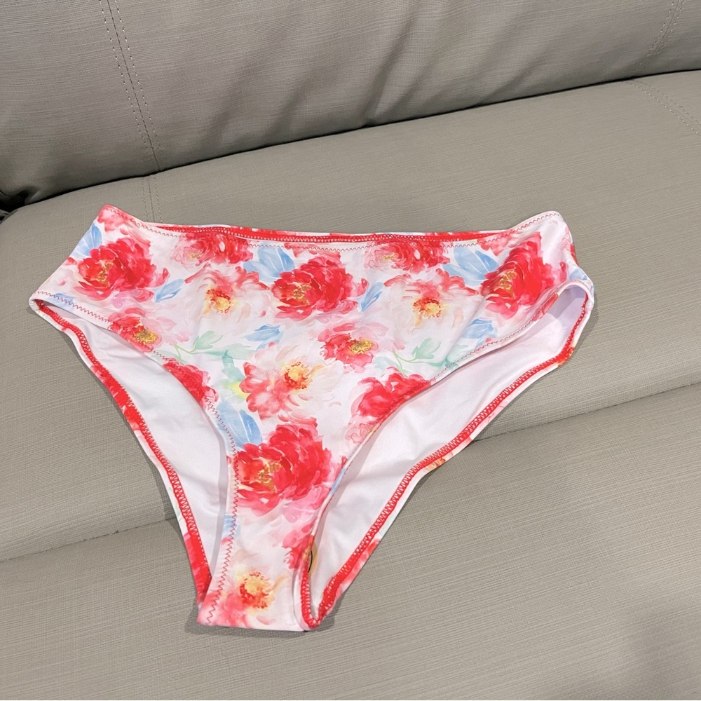 NWOT!! Beach Sissi Bikini Bottom